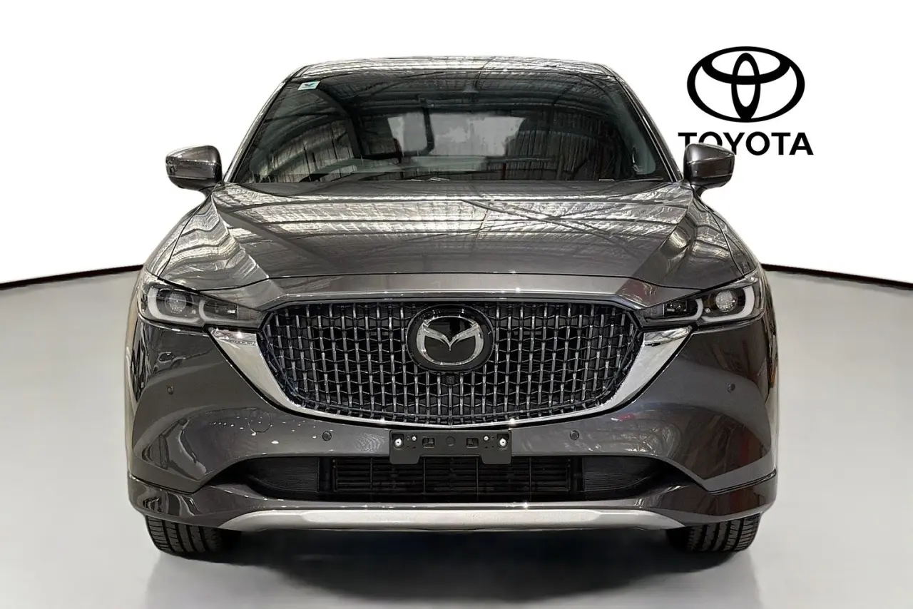 2024 Mazda CX-5 Gallery Image 2