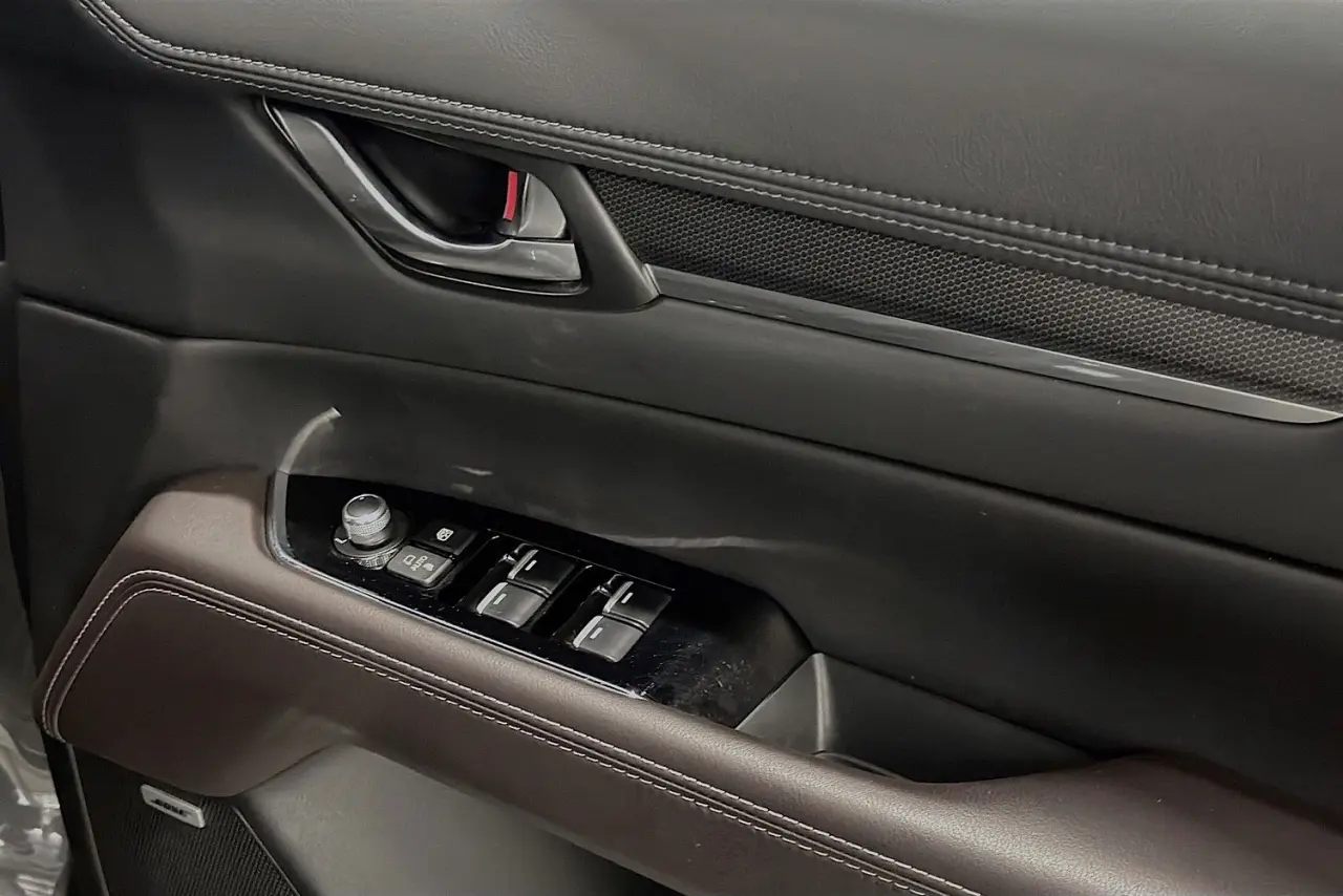 2024 Mazda CX-5 Gallery Image 24