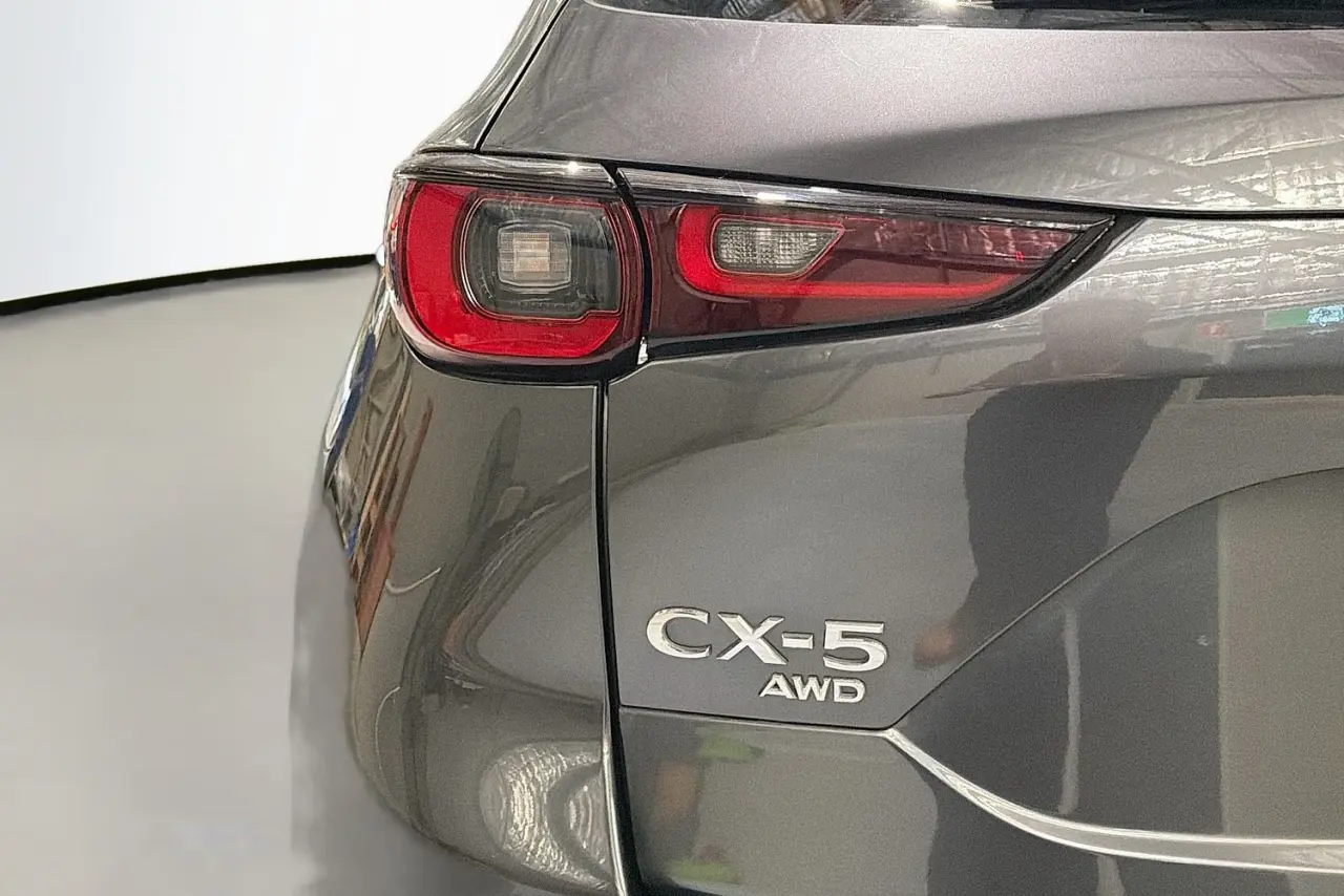 2024 Mazda CX-5 Gallery Image 8