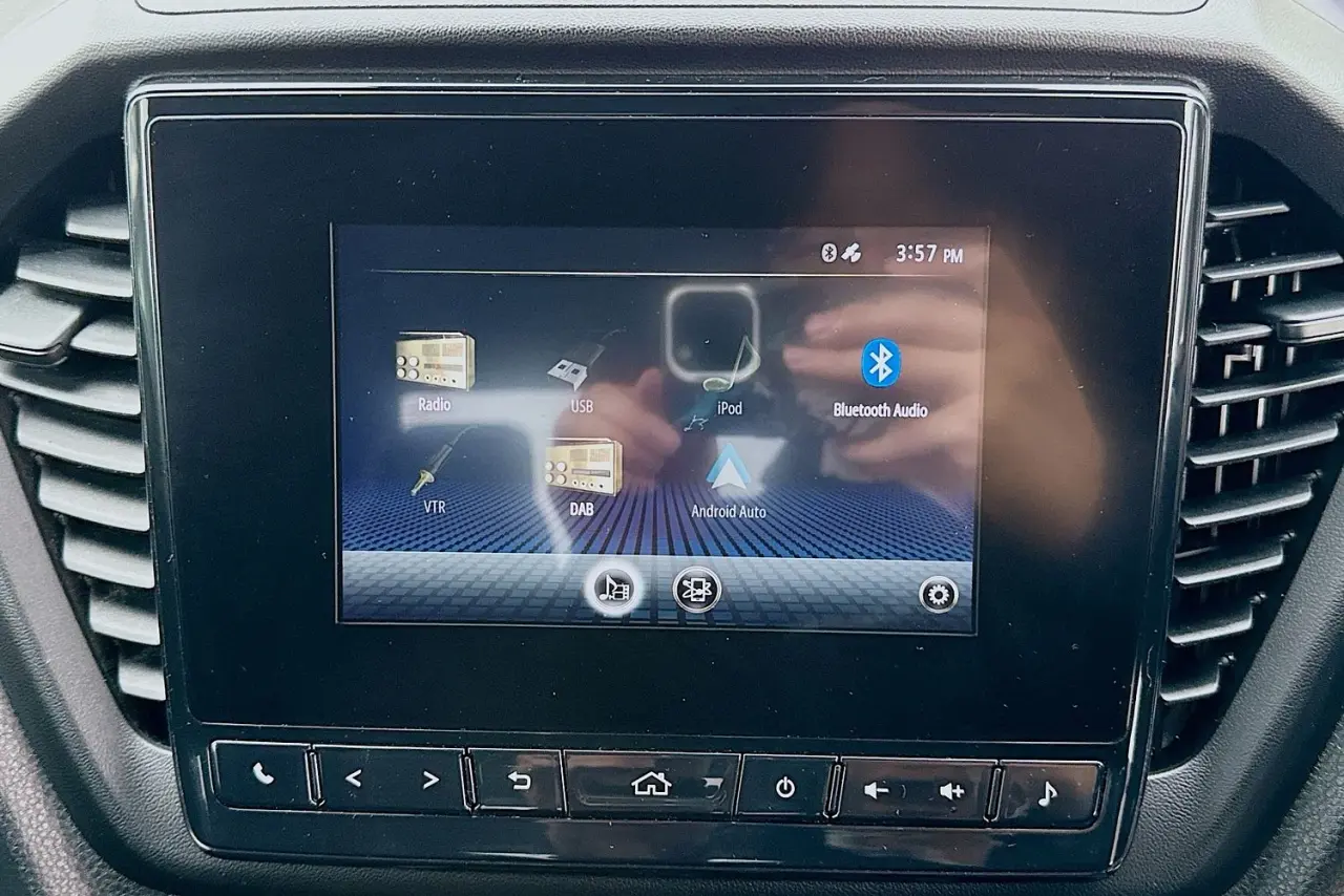 2021 Isuzu D-MAX Gallery Image 14