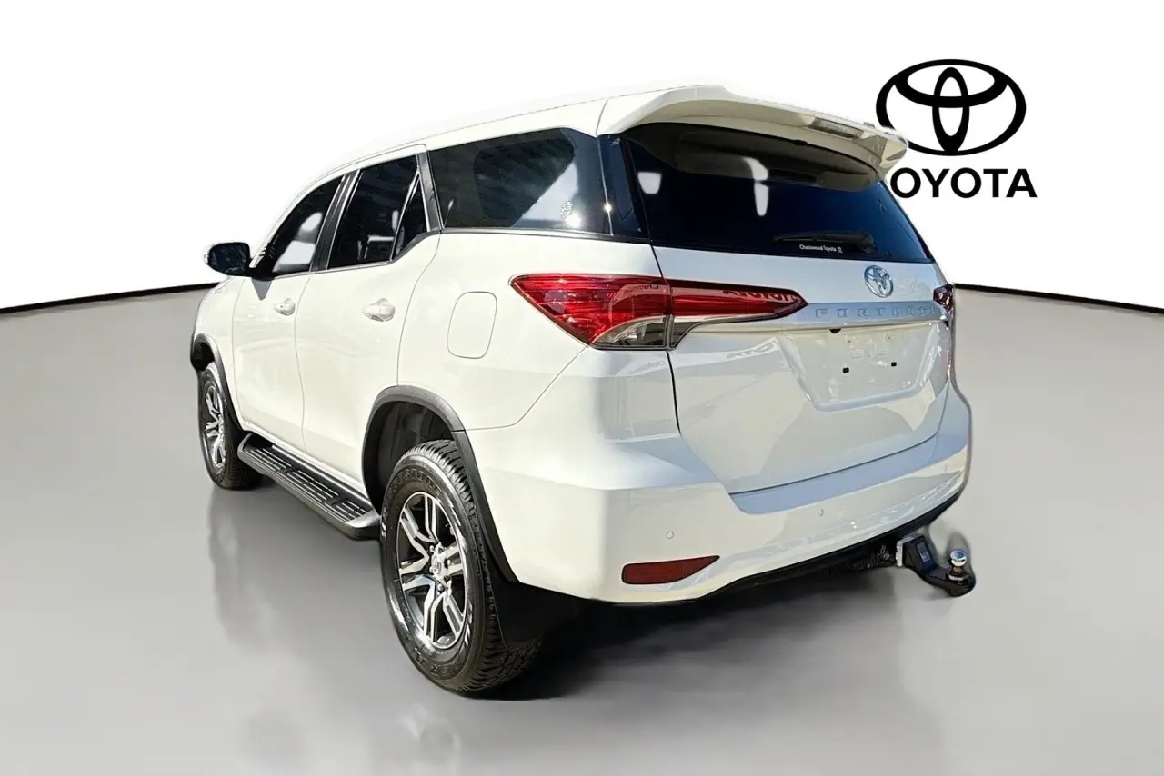 2022 Toyota Fortuner Gallery Image 22
