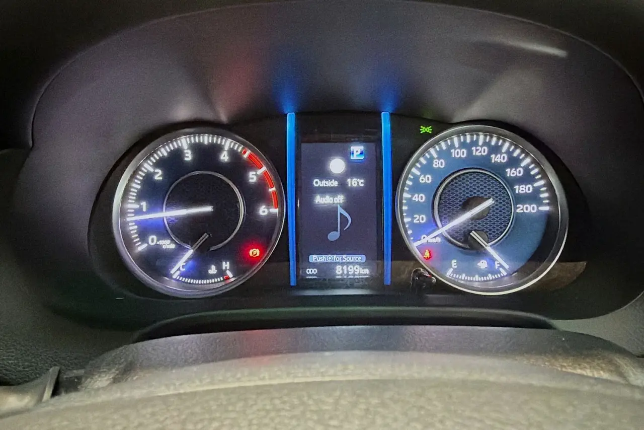 2022 Toyota Fortuner Gallery Image 38