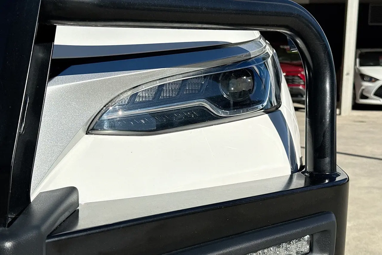 2022 Toyota Fortuner Gallery Image 5