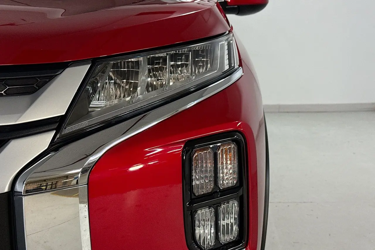 2020 Mitsubishi ASX Gallery Image 3
