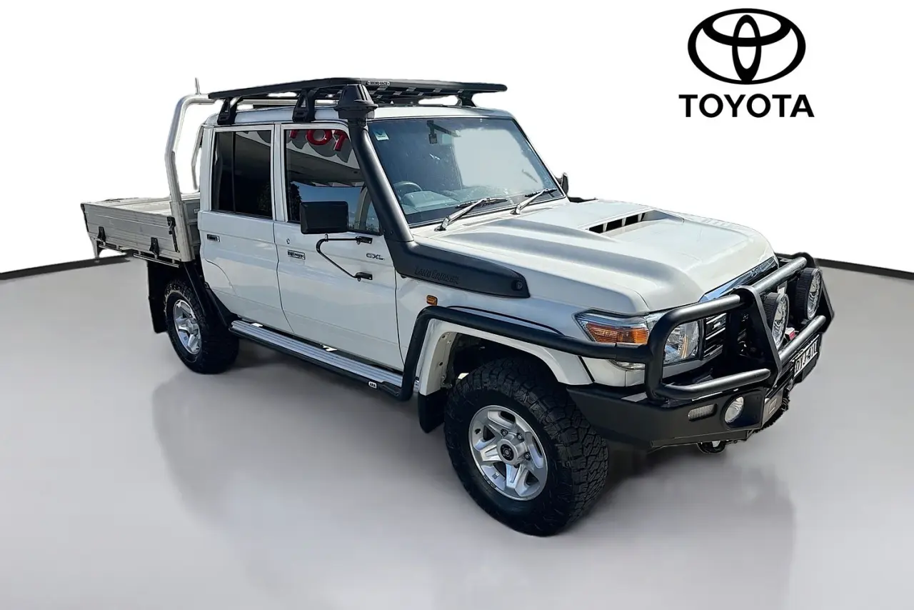 2018 Toyota Landcruiser Gallery Image 12