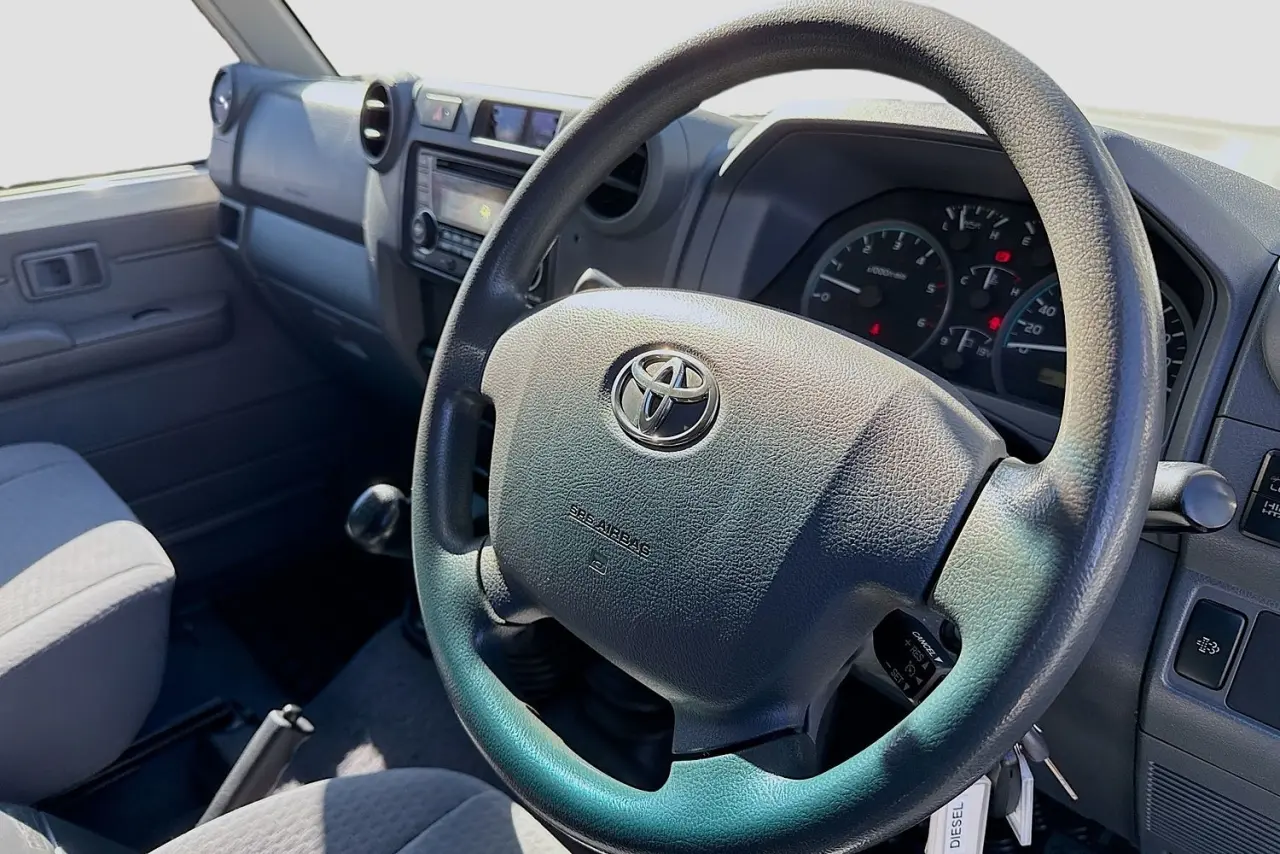 2018 Toyota Landcruiser Gallery Image 15