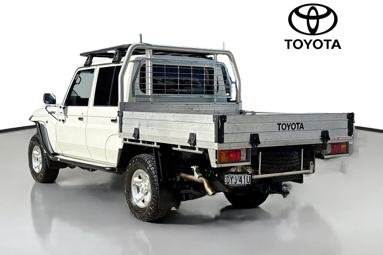2018 Toyota Landcruiser Gallery Image 6
