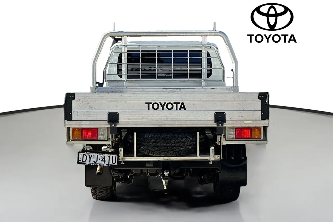 2018 Toyota Landcruiser Gallery Image 7
