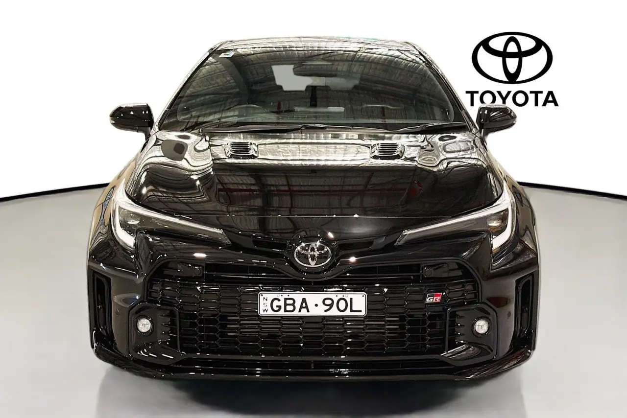 2023 Toyota Corolla Gallery Image 2
