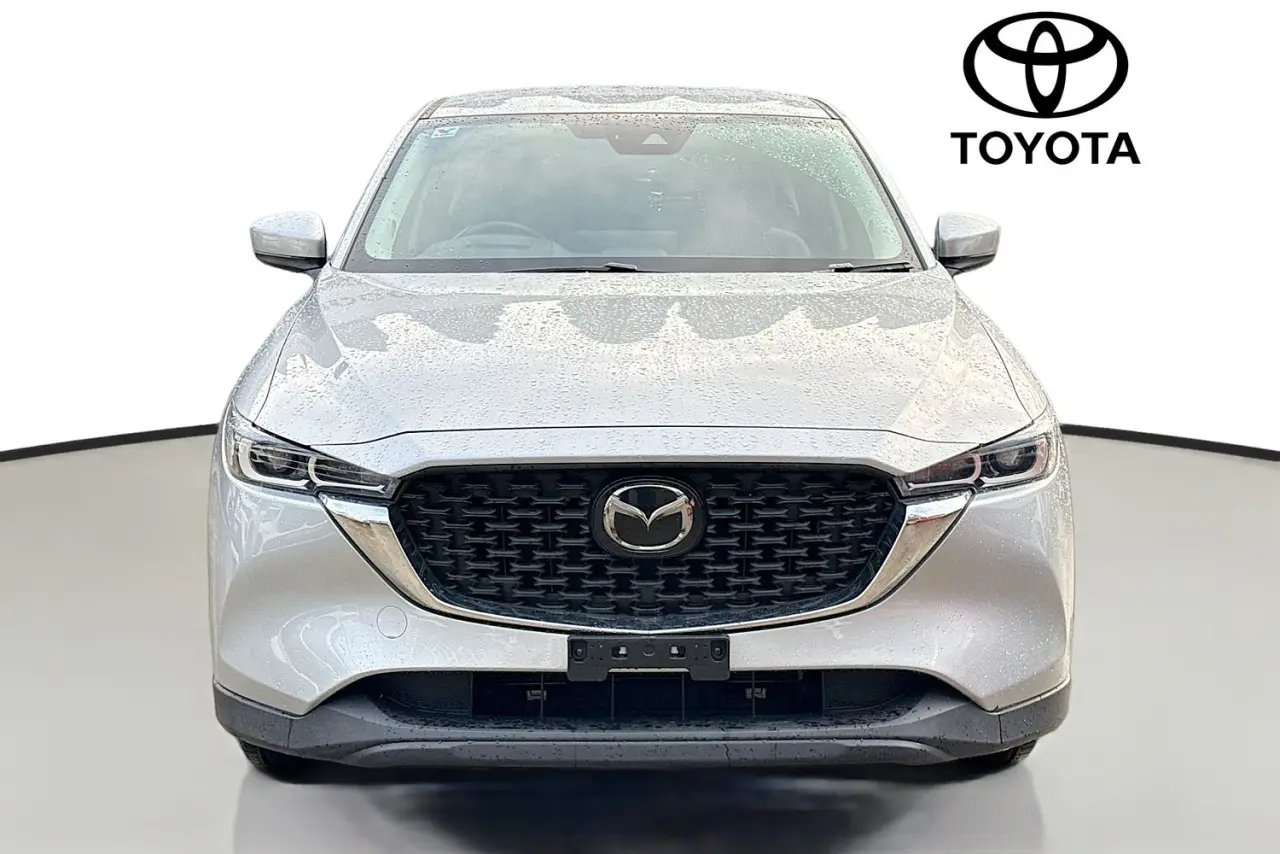 2023 Mazda CX-5 Gallery Image 2