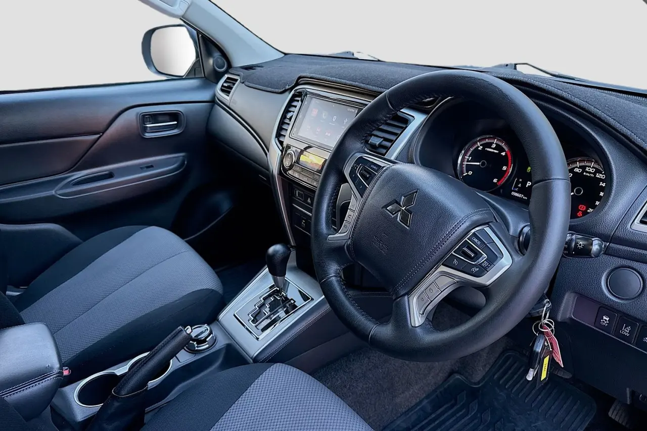 2022 Mitsubishi Triton Gallery Image 21