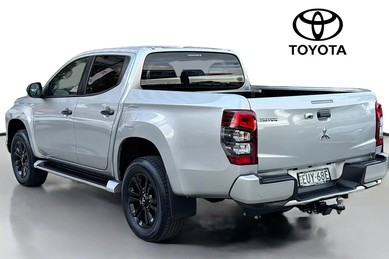 2022 Mitsubishi Triton Gallery Image 6
