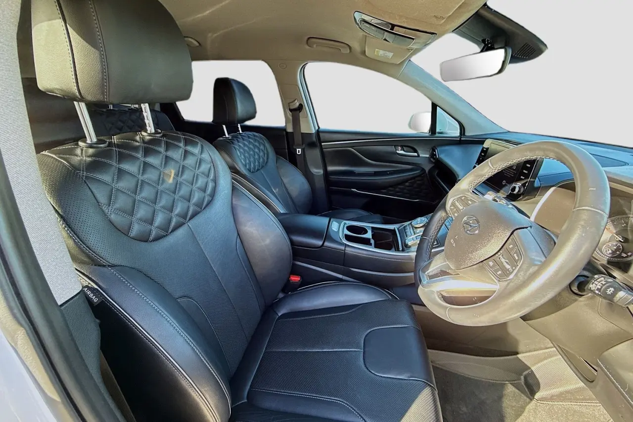 2023 Hyundai Santa Fe Gallery Image 12