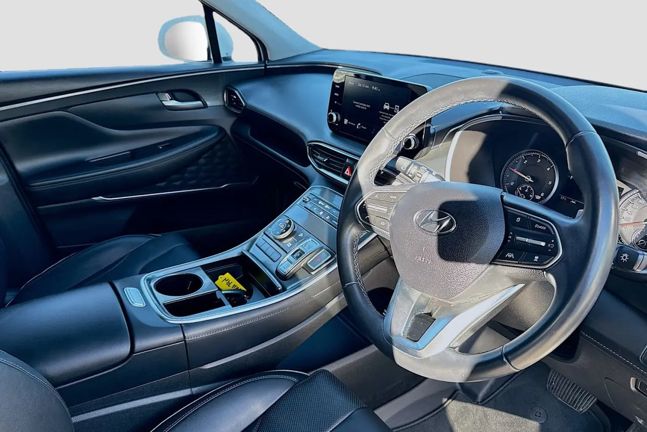 2023 Hyundai Santa Fe Gallery Image 21