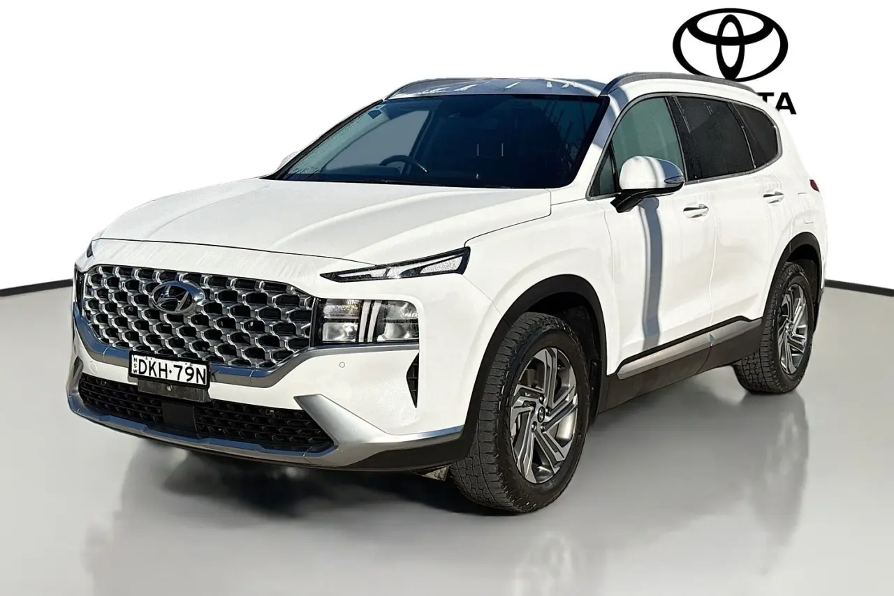 2023 Hyundai Santa Fe Gallery Image 4