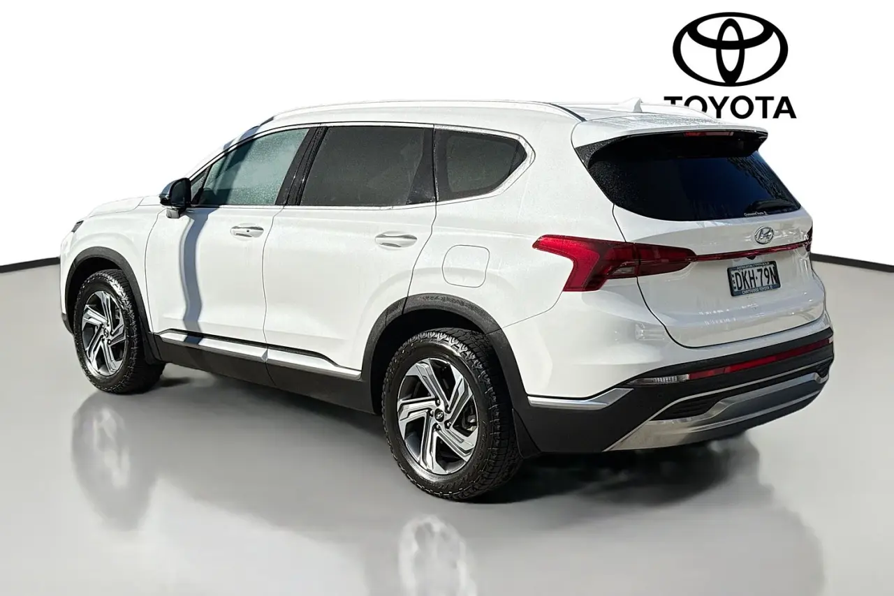 2023 Hyundai Santa Fe Gallery Image 6