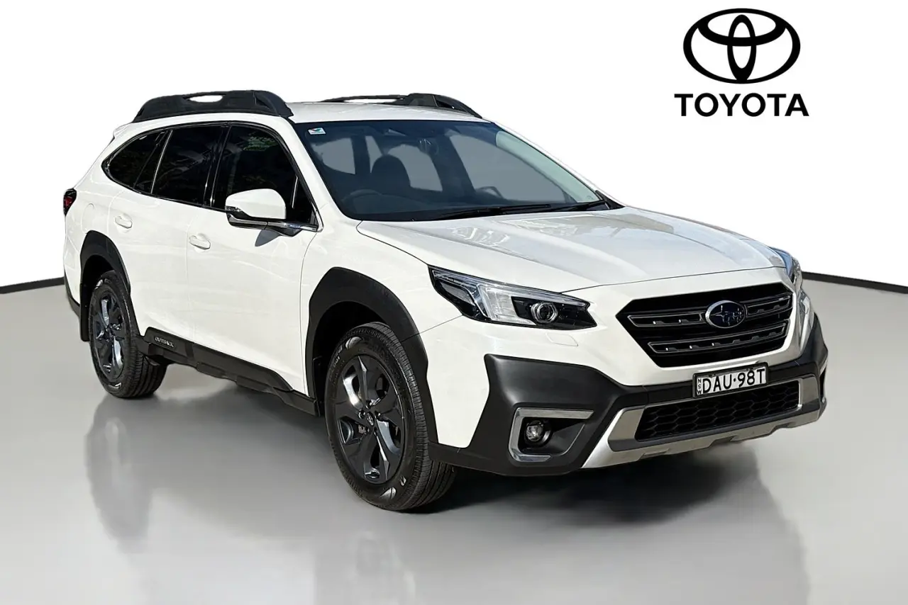 2022 Subaru Outback Gallery Image 1