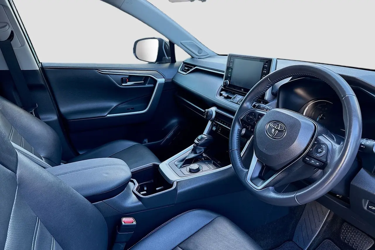 2022 Toyota RAV4 Gallery Image 23