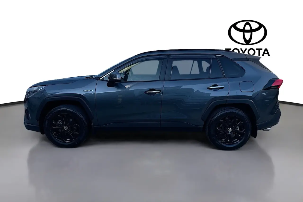 2022 Toyota RAV4 Gallery Image 5