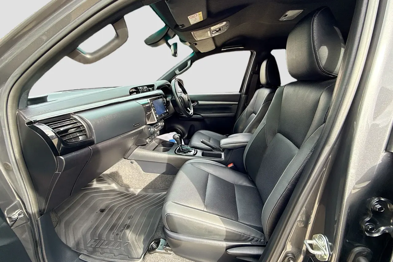 2022 Toyota Hilux Gallery Image 24