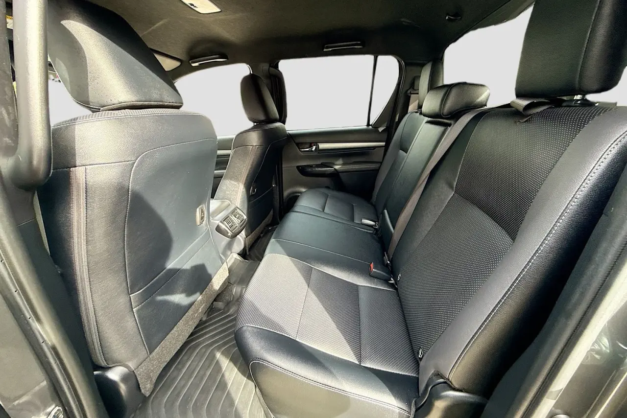 2022 Toyota Hilux Gallery Image 25