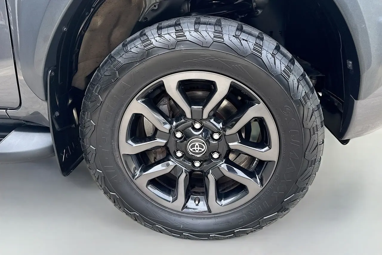 2022 Toyota Hilux Gallery Image 27
