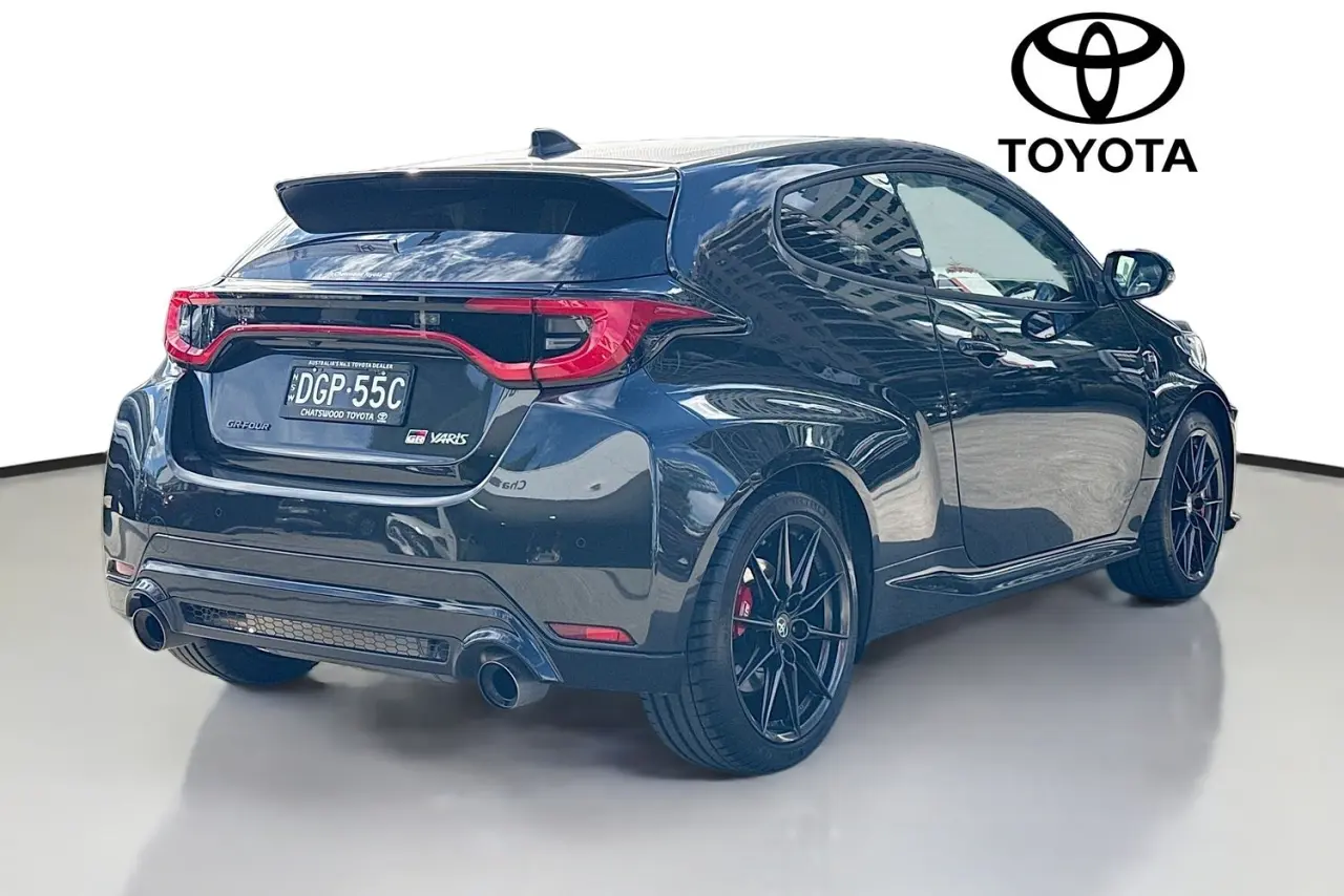 2025 Toyota Yaris Gallery Image 12
