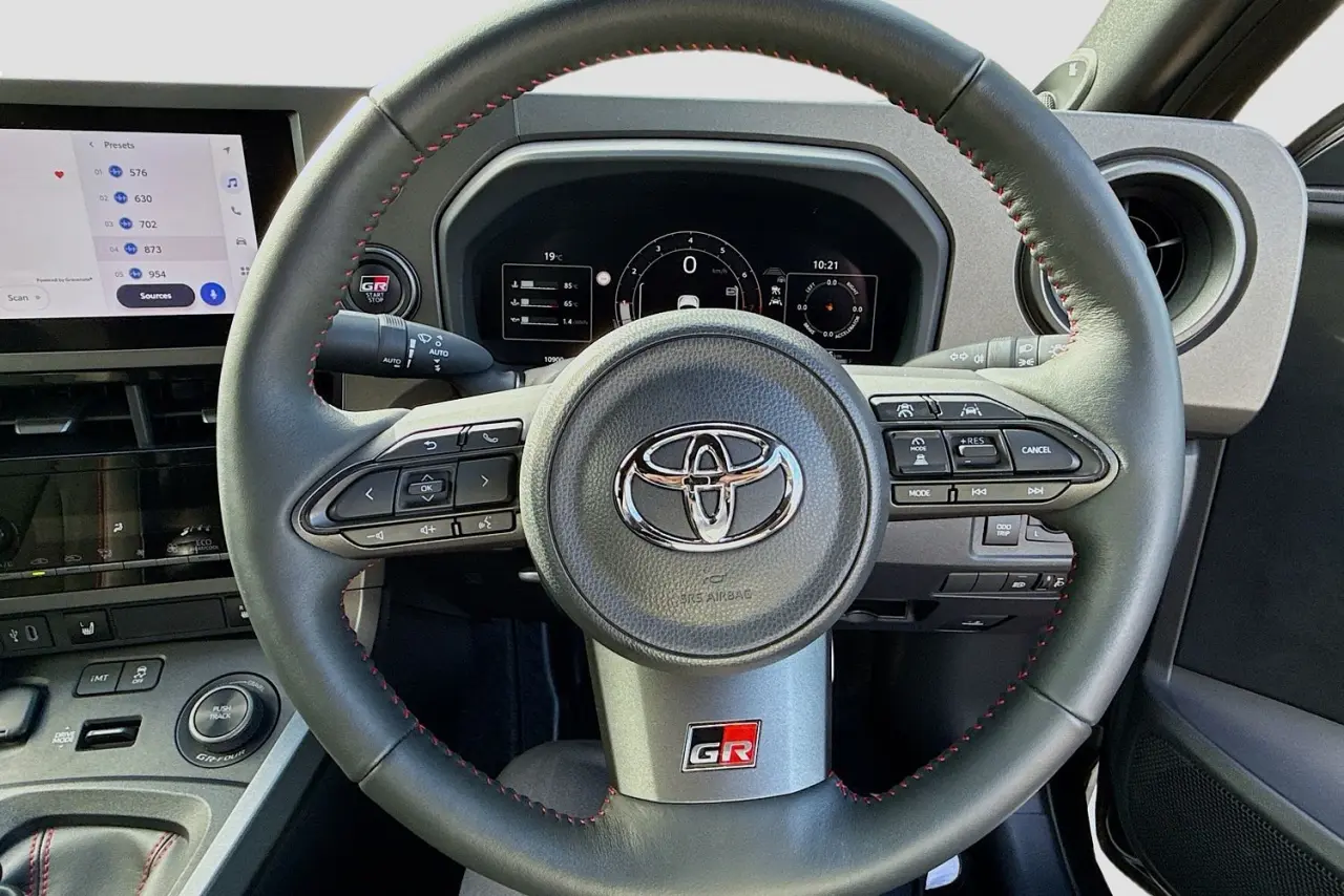 2025 Toyota Yaris Gallery Image 23
