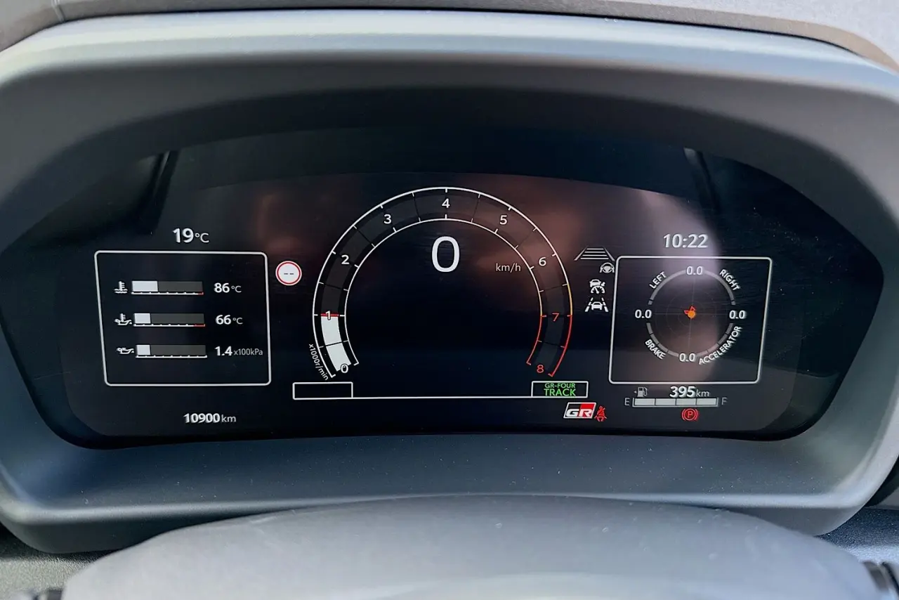 2025 Toyota Yaris Gallery Image 24