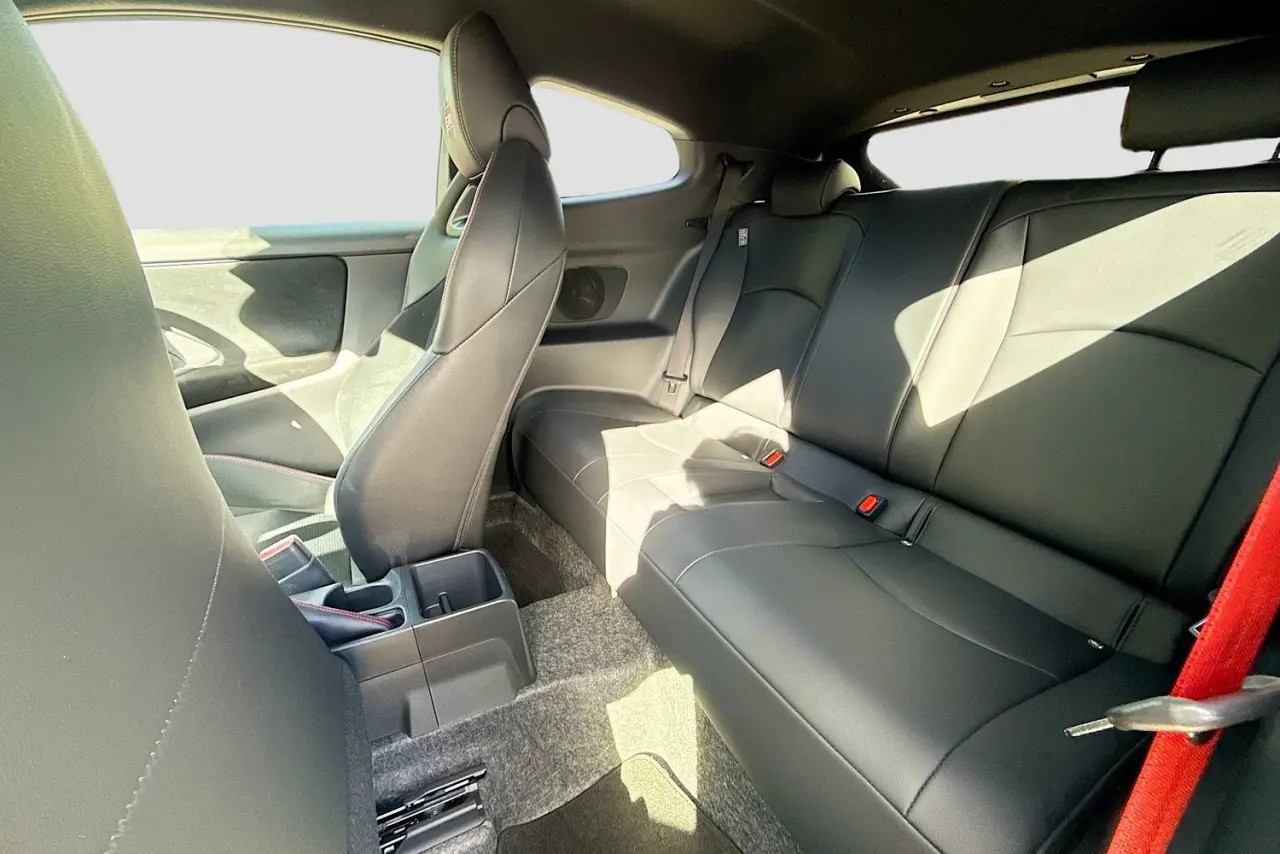 2025 Toyota Yaris Gallery Image 28