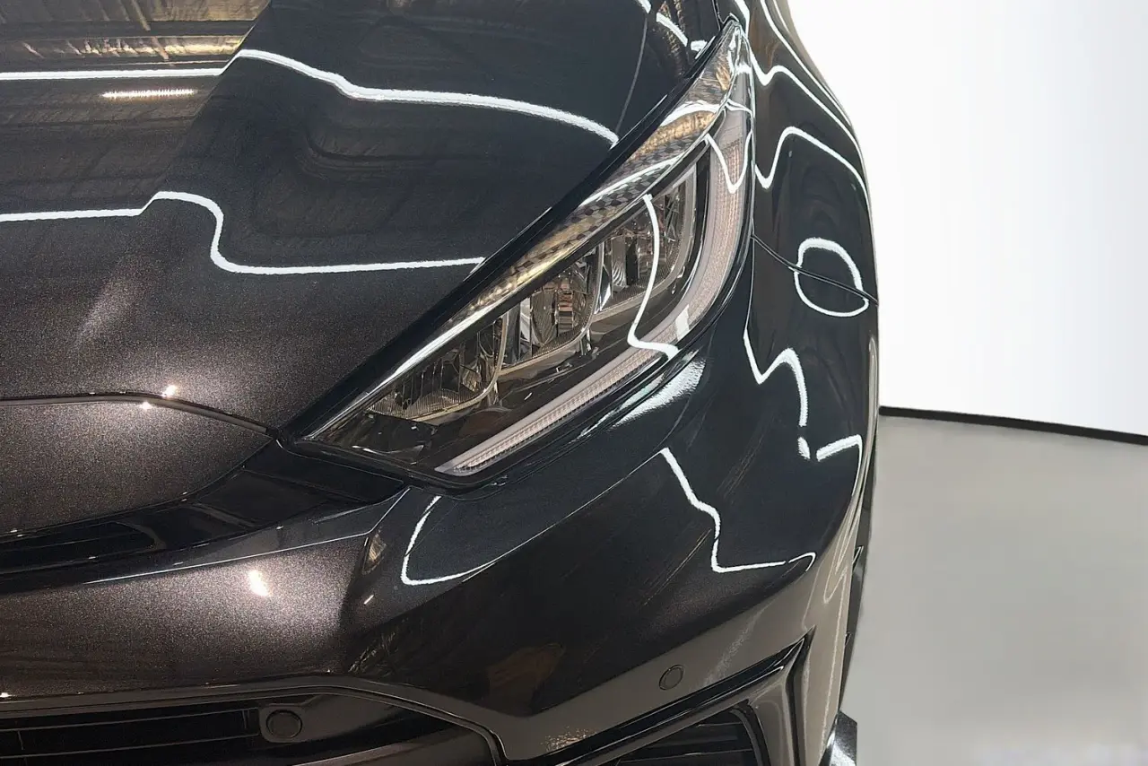 2025 Toyota Yaris Gallery Image 4