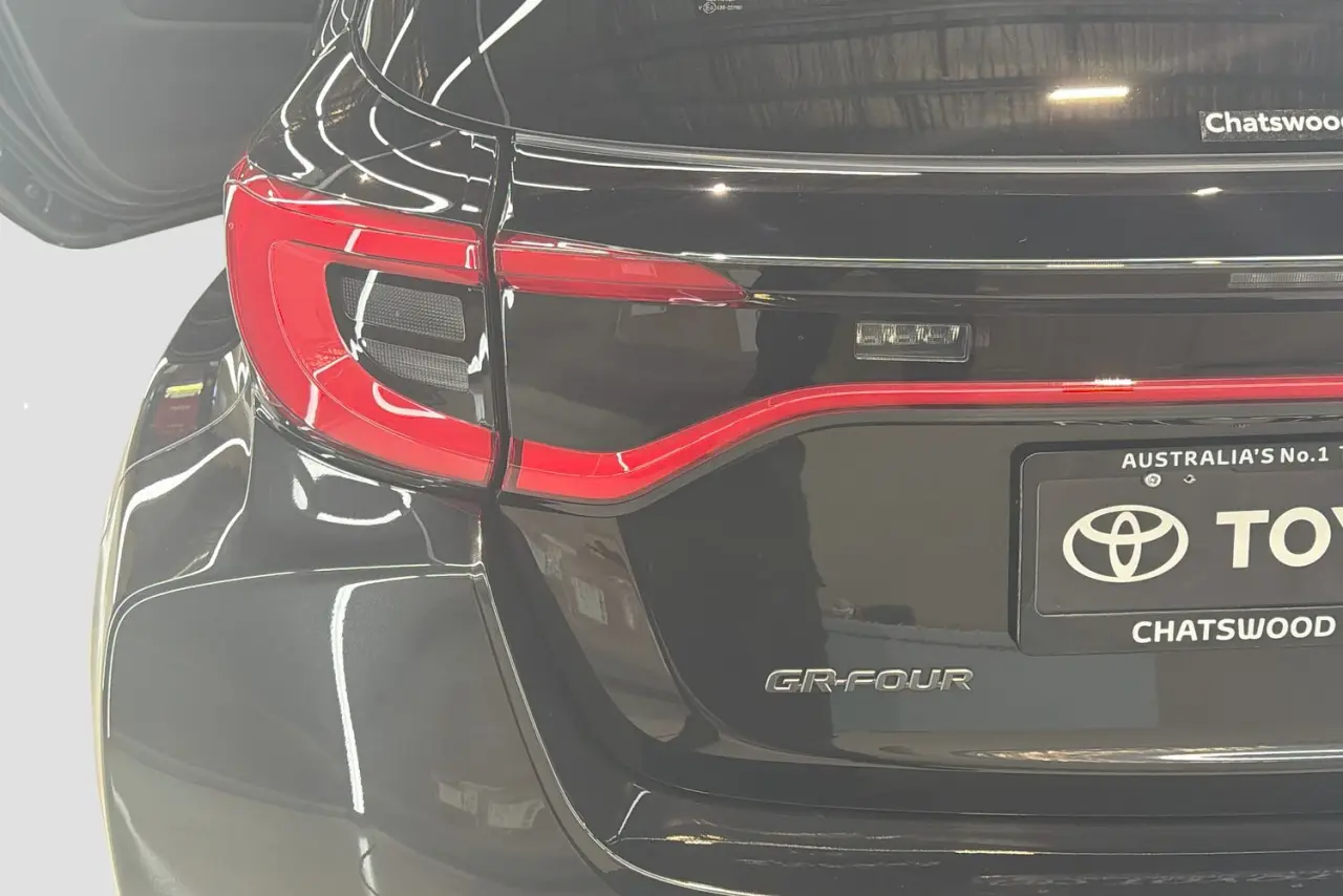 2025 Toyota Yaris Gallery Image 9