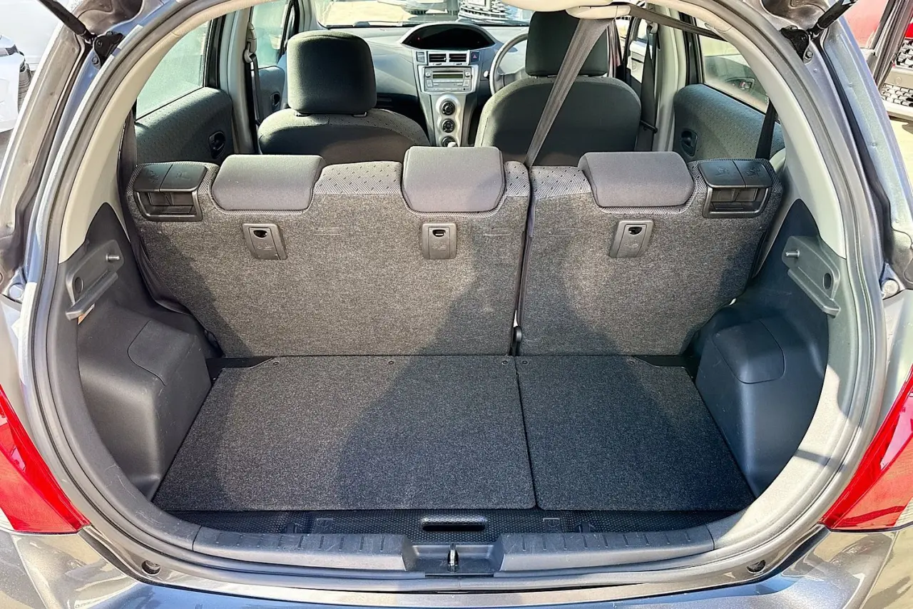 2010 Toyota Yaris Gallery Image 22