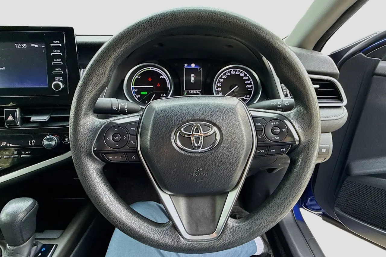 2024 Toyota Camry Gallery Image 19