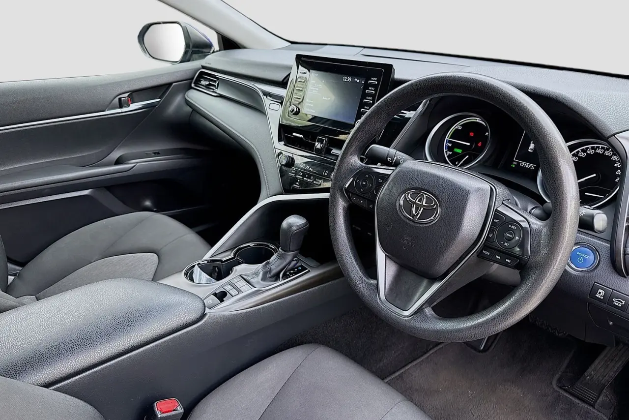 2024 Toyota Camry Gallery Image 21