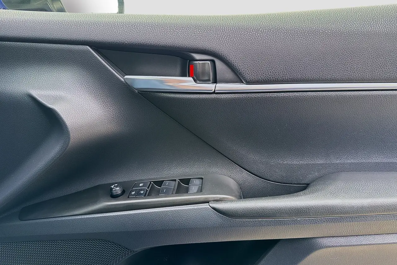 2024 Toyota Camry Gallery Image 22