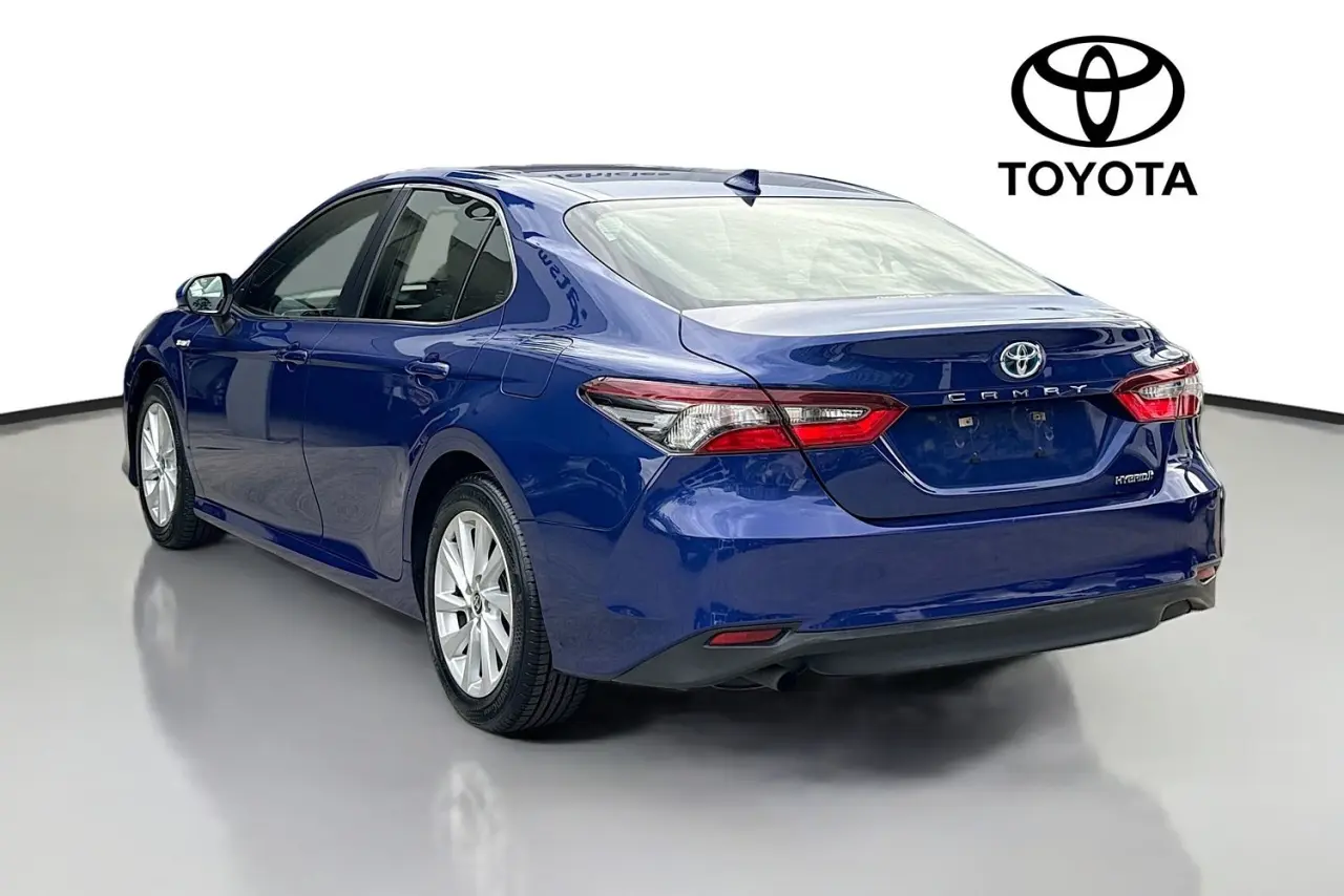 2024 Toyota Camry Gallery Image 6