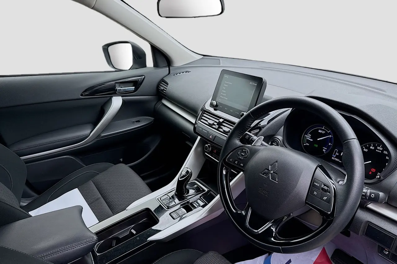2022 Mitsubishi Eclipse Cross Gallery Image 21