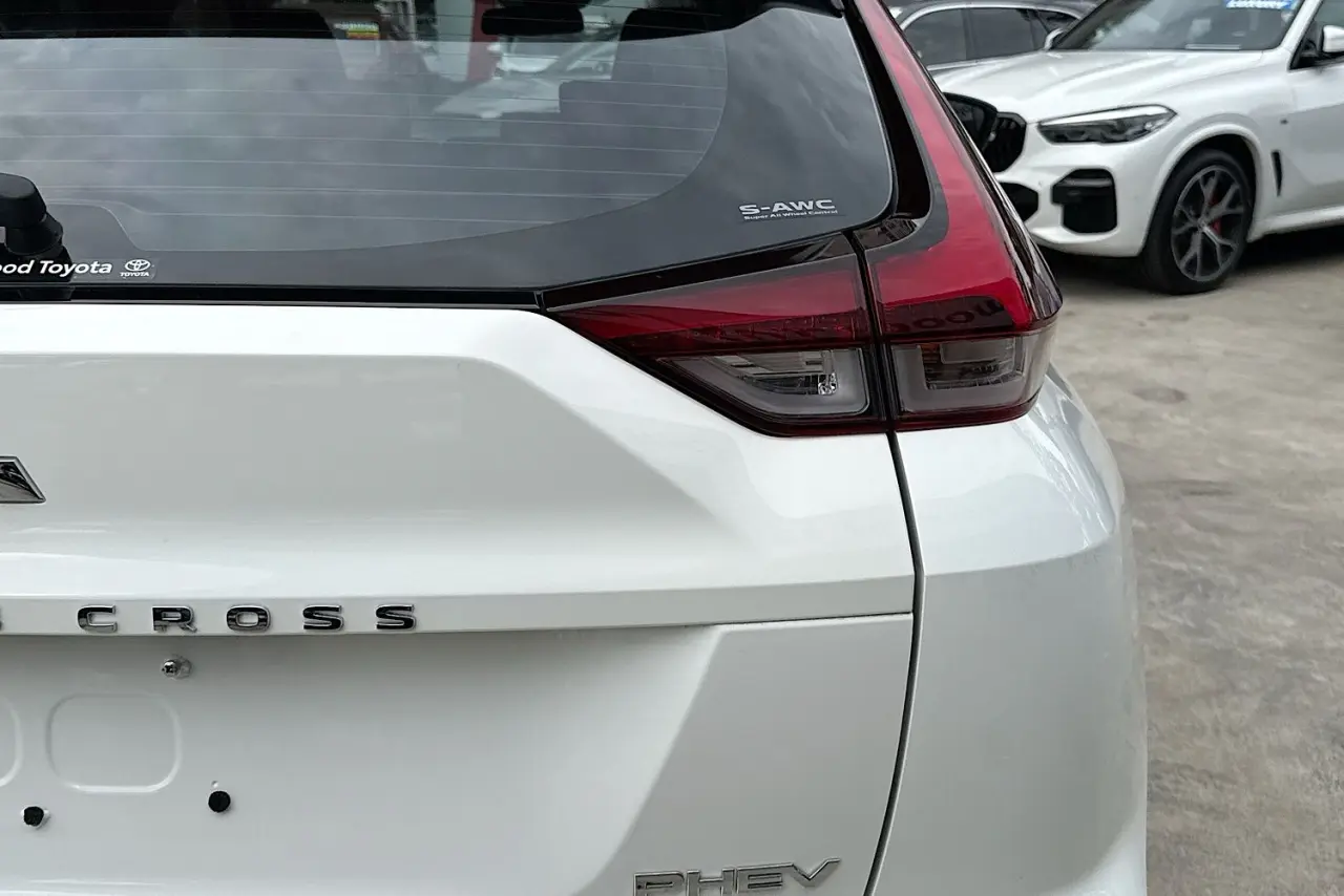 2022 Mitsubishi Eclipse Cross Gallery Image 9