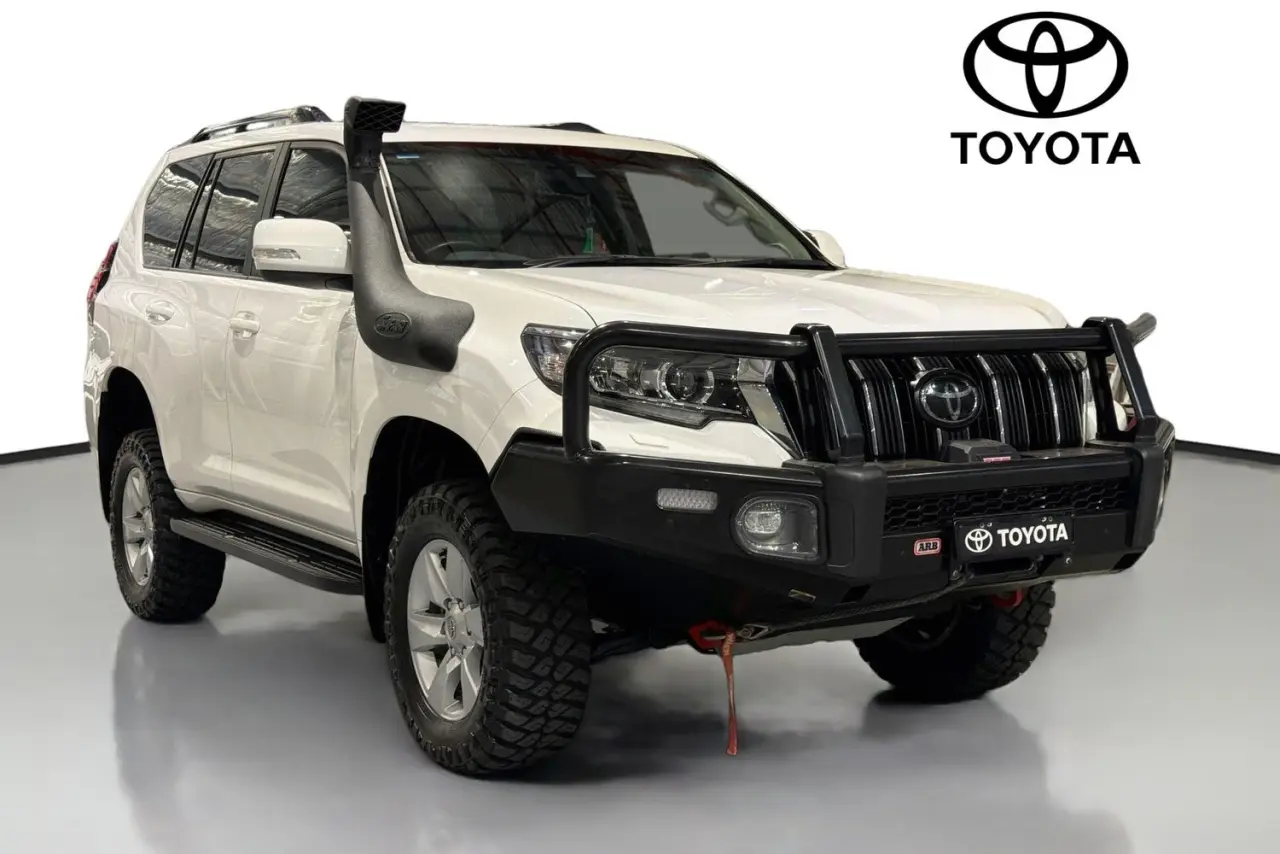 2019 Toyota Landcruiser Prado Image