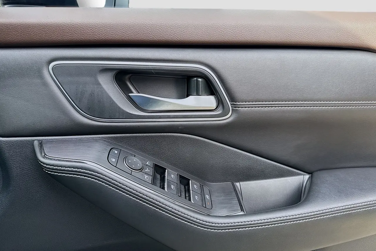 2023 Nissan X-TRAIL Gallery Image 24