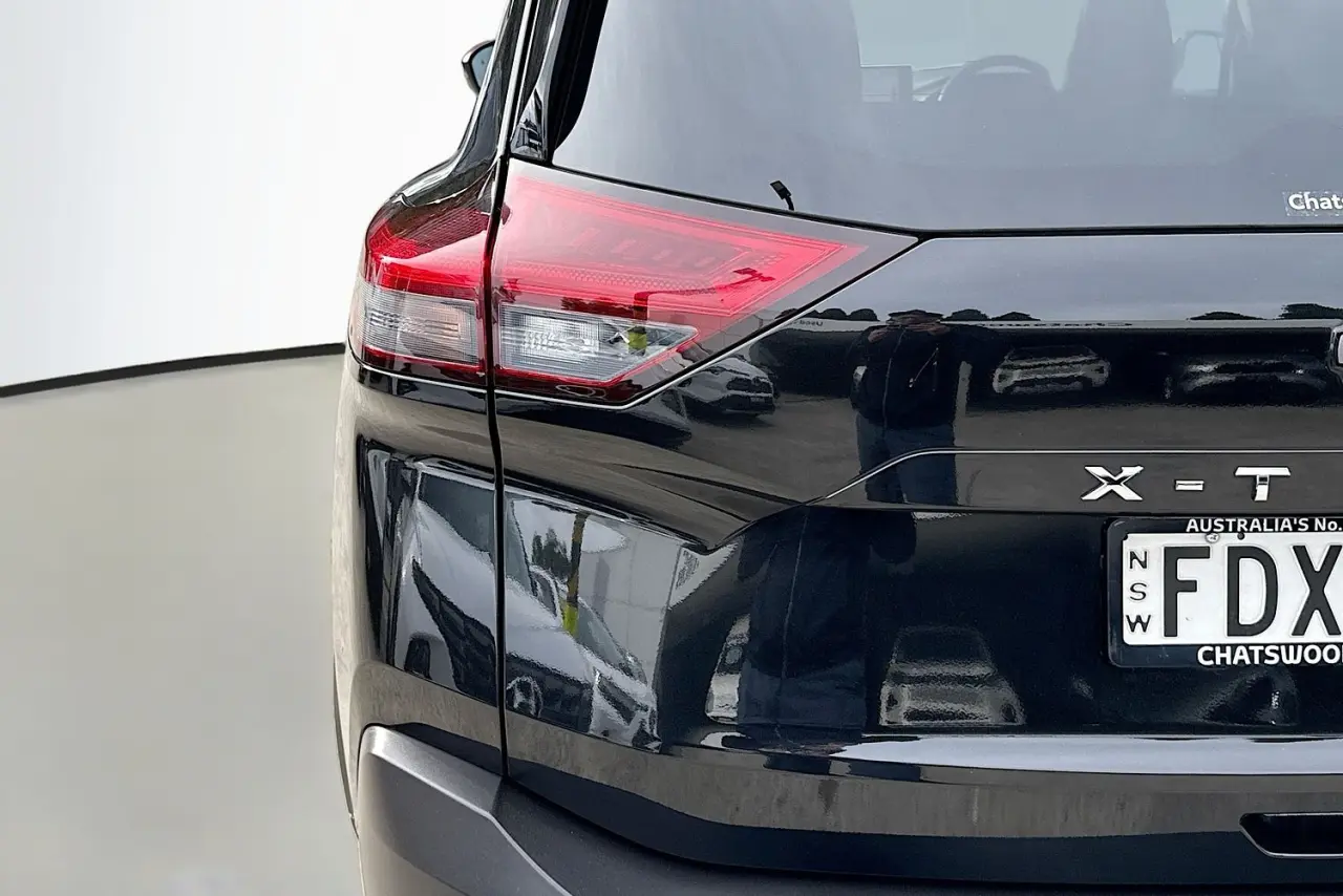 2023 Nissan X-TRAIL Gallery Image 8