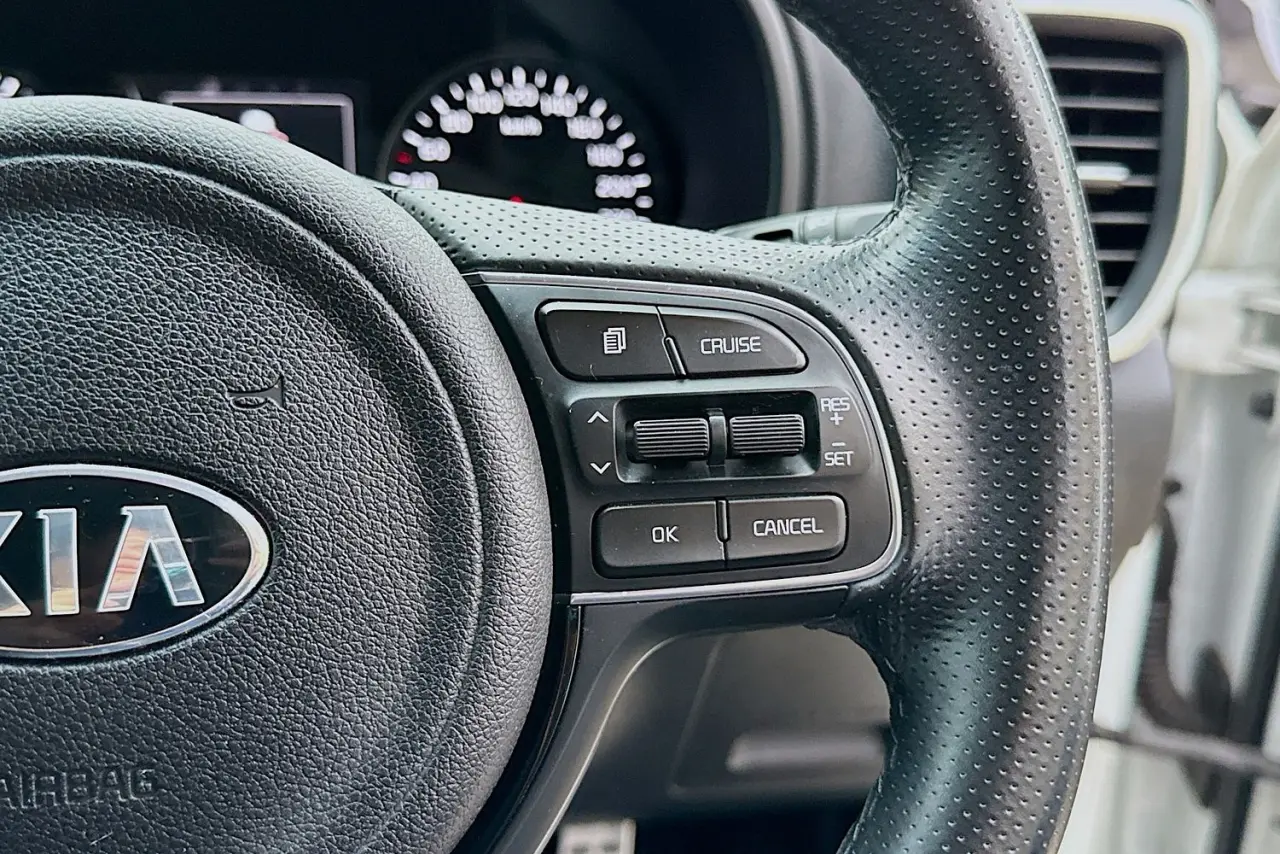 2017 Kia Sportage Gallery Image 19