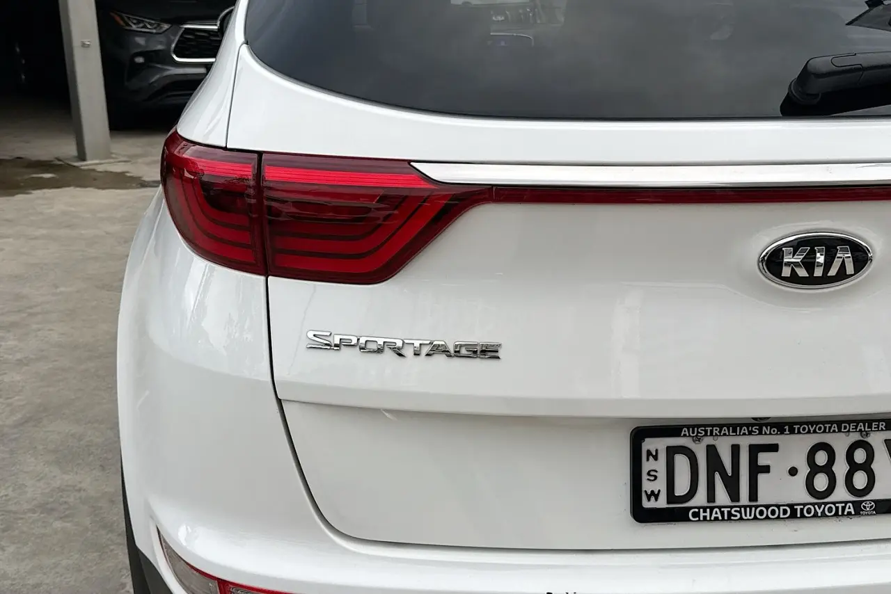 2017 Kia Sportage Gallery Image 8