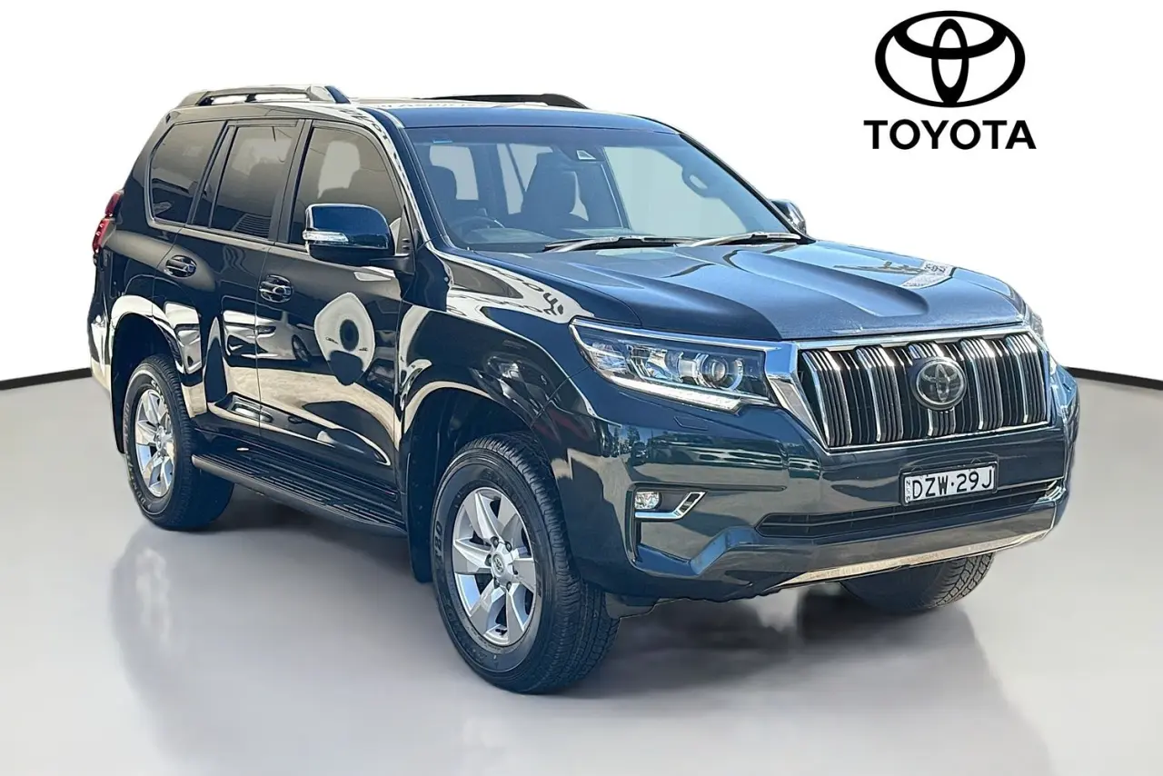 2018 Toyota Landcruiser Prado Image