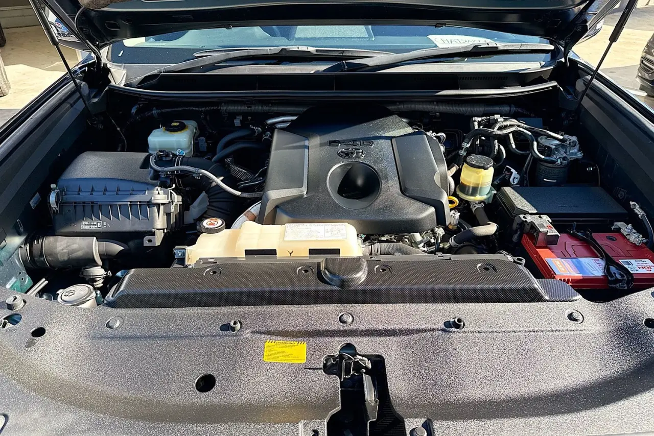 2018 Toyota Landcruiser Prado Gallery Image 28