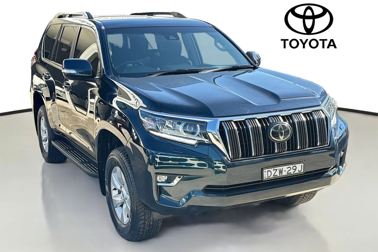 2018 Toyota Landcruiser Prado Gallery Image 30
