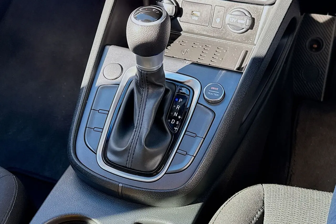 2022 Hyundai Kona Gallery Image 16