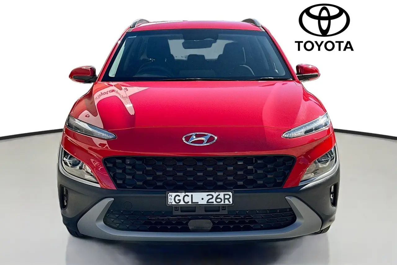 2022 Hyundai Kona Gallery Image 2