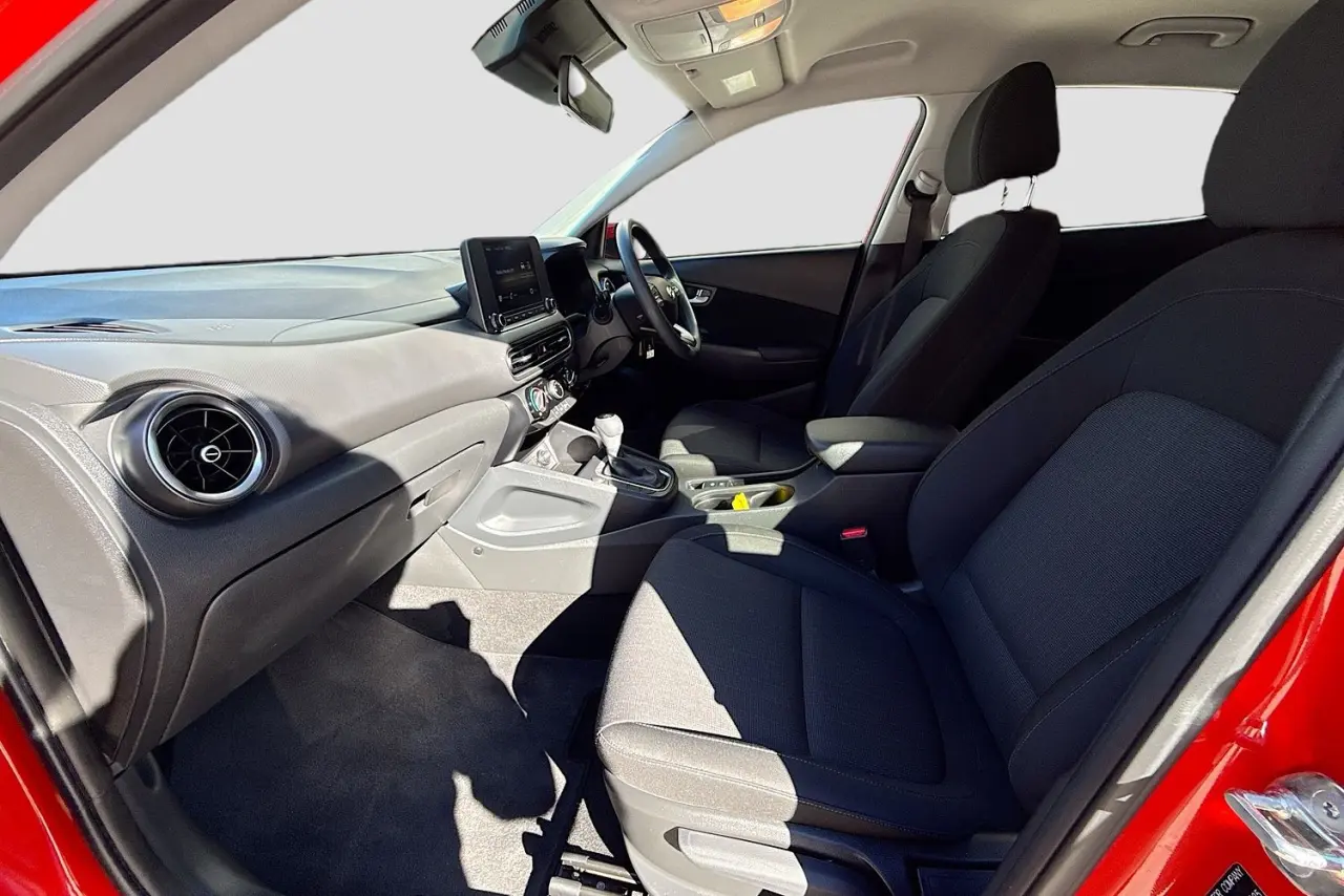 2022 Hyundai Kona Gallery Image 23